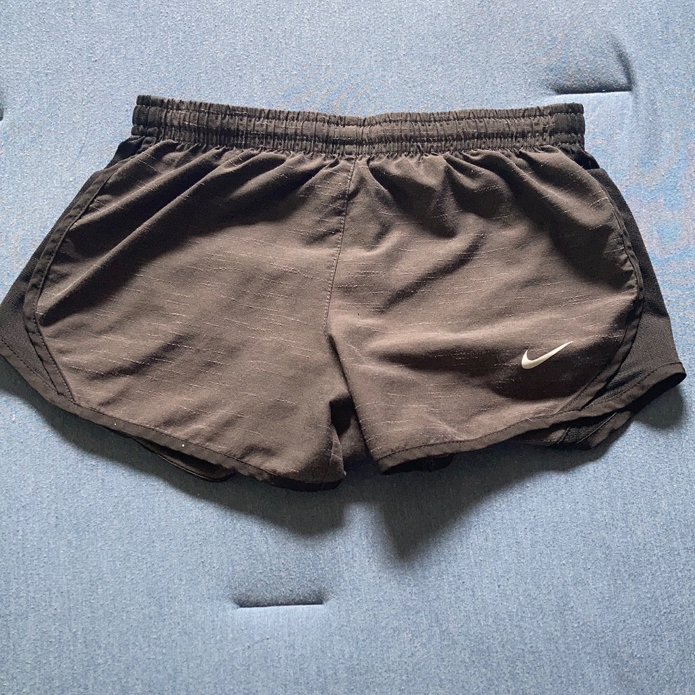 Nike girls Dri-Fit athletic shorts! size small